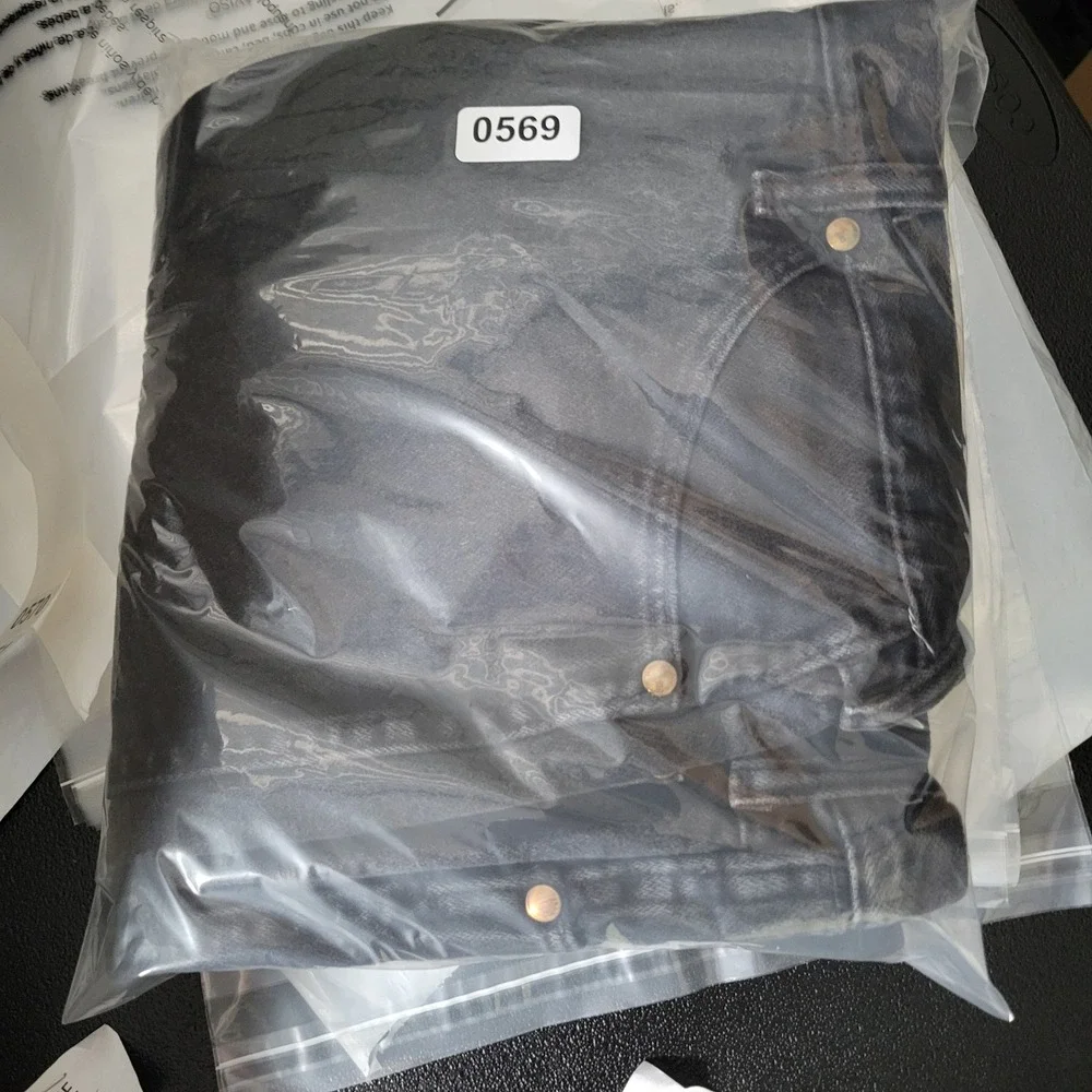Wrangler Jeans Mens 43x31 (fits 42x32) Black Straight Leg Faded Denim‎ 13MWZWK